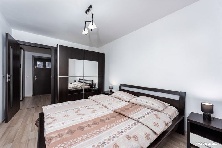 Apartament 4 · Coresi